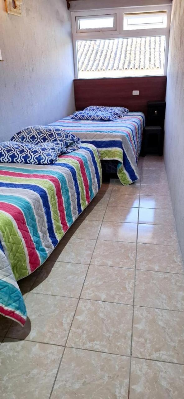 Hotel Ideal, Your House In 케트살테낭고 외부 사진